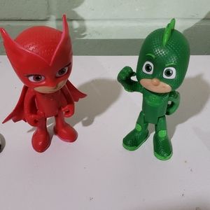 Gecko and owlette pj masks figures.